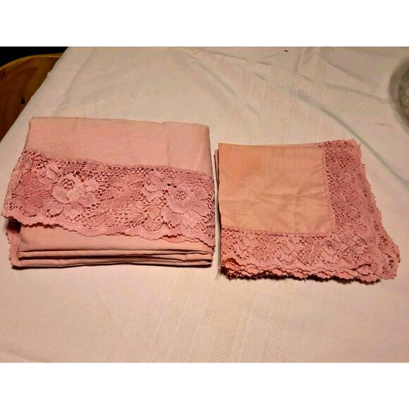 Vintage 1980s Mauve Pink Percale Lace Edge Table Cloth 6 Matching Napkin Set - Picture 9 of 9